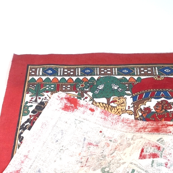 2 Piece Stunning and Unique Antique/ Vintage Hand Painted Tapestries From India - Picture 4 of 16